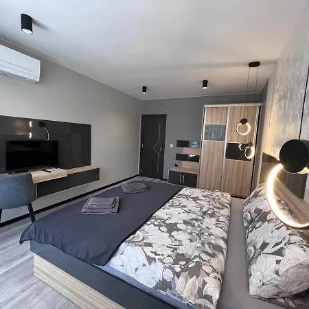 アパート A-brilliant, New! Spacious & Modern In Whit Garage