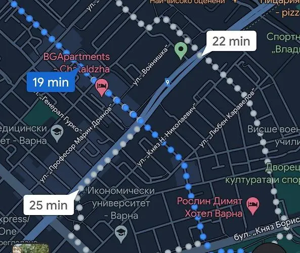 A-brilliant, New! Spacious & Modern In Whit Garage