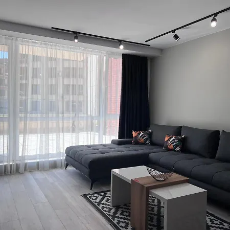 Lejlighed A-brilliant, New! Spacious & Modern In Whit Garage