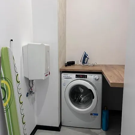 A-brilliant, New! Spacious & Modern In Whit Garage Apartamento Varna